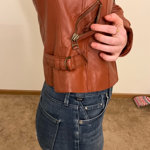 Leather jacket size small - Picture 2 of 7